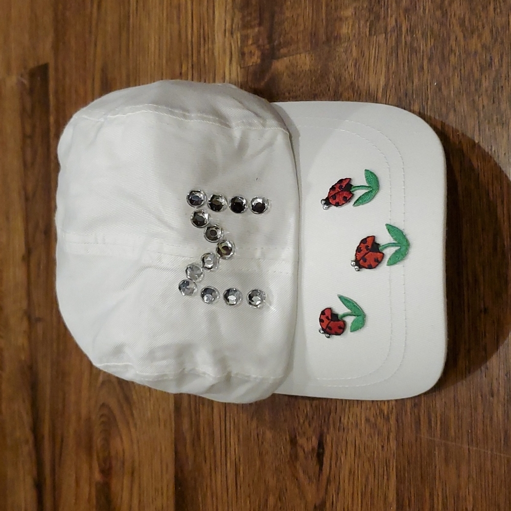 Womens Simply Basic white M and ladybugs baseball hat